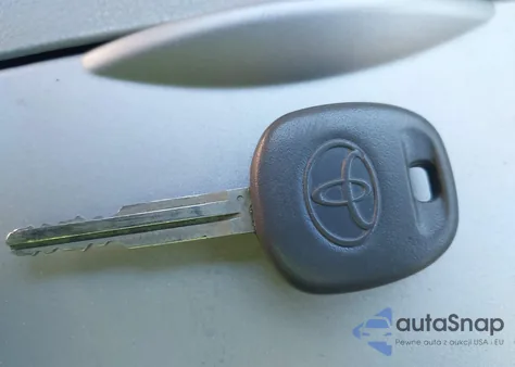 2010 Toyota Camry Le z USA, uszkodzony, nr VIN 4T1BF3EK5AU534491